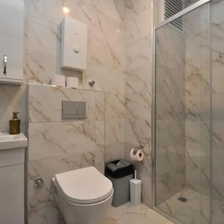 Novita Deluxe - Sonmez Construction Lejlighed